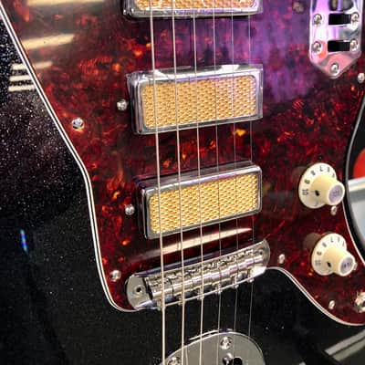Fender Limited Edition Gold Foil Pickup Jazzmaster, Black Sparkle with Gig Bag image 5