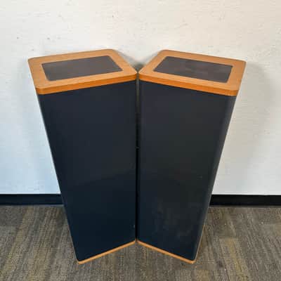 Pair Of Vintage Vandersteen Audio Model 1 Audiophile image 1