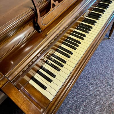 Wurlitzer F-087 Spinet Acoustic Piano inc Bench 1980s image 6
