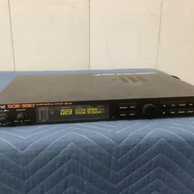 Roland SDE-330 Dimensional Space Delay 1993 - 1998 - Black image 8