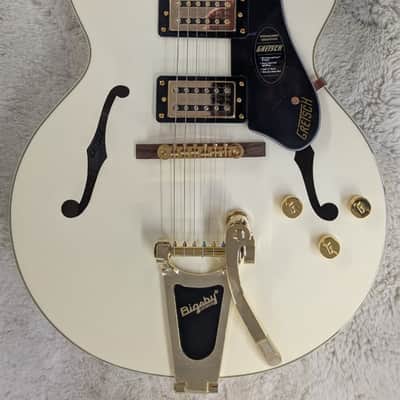 Gretsch G2420TG Streamliner Single Cutaway Guitar w/Bigsby, Vintage White image 8