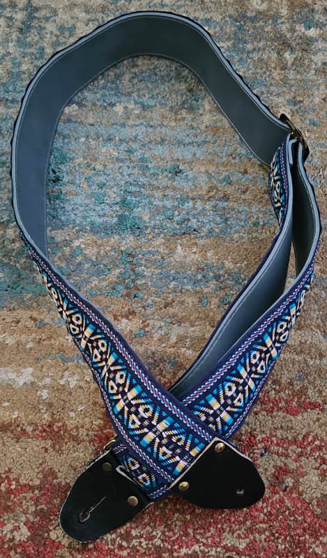 Unbranded Ace style Hootenanny