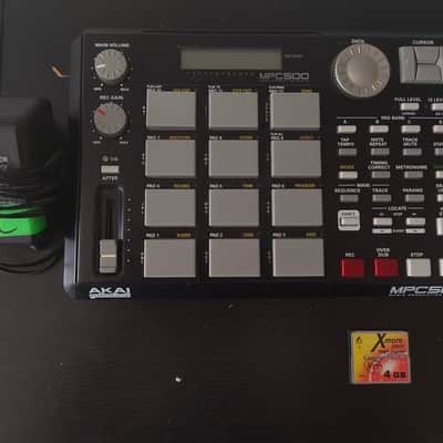 Akai MPC500 Music Production Center 2006 - 2013 - Black