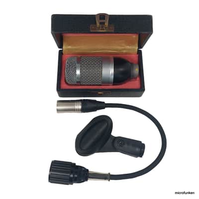 AKG D17 1958 Vintage Dynamic Microphone. Case. Adapter Cable. Clip image 7