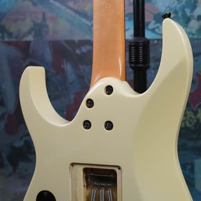 Ibanez PGM30 Paul Gilbert Signature Model 1996 White MIJ FujiGen image 11