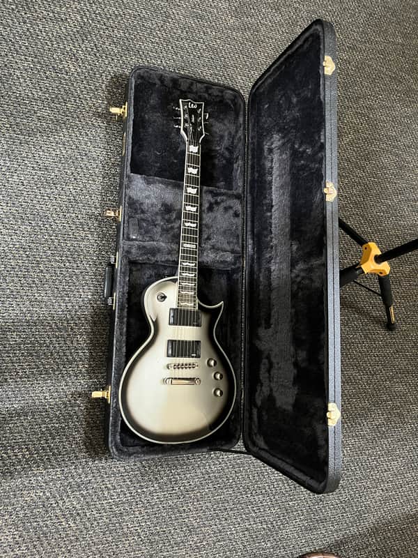 ESP LTD Deluxe 2010 - Silver burst image 1
