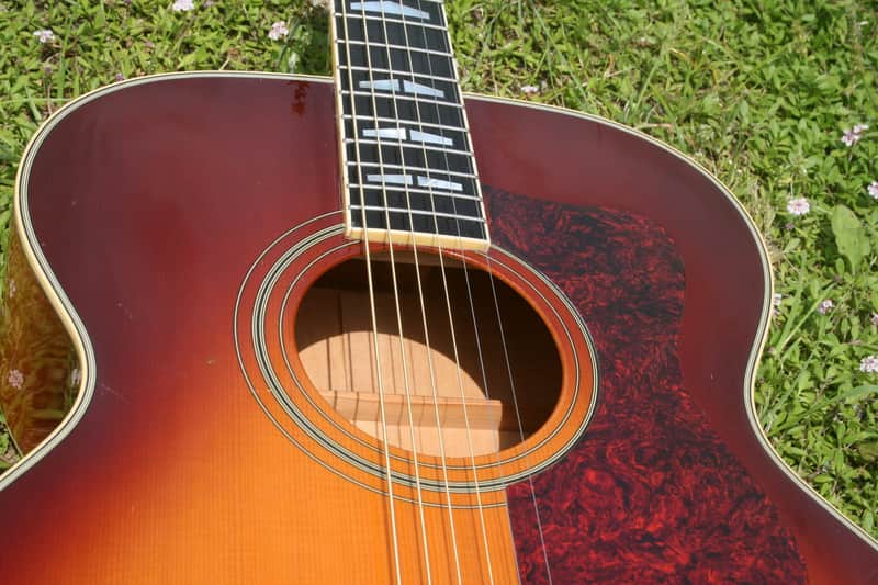 Yamaha CJ-22 Vintage acoustic jumbo guitar Circa 1992 Sunburst