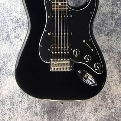 Fender American Special Strat w/hardcase - Black - Pre-Loved - (Good Condition) image 3