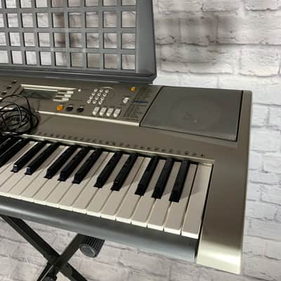 Yamaha PSR E313 61 Key Keyboard Electric Piano image 5
