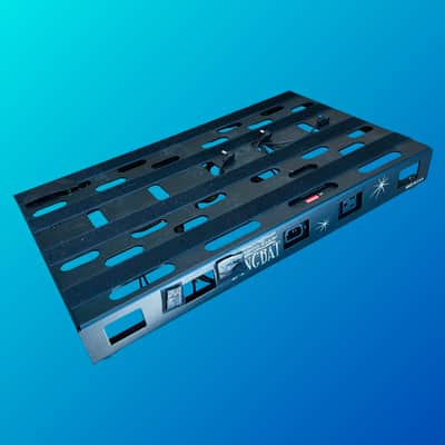 Voodoo Lab Dingbat Medium Pedalboard with Case image 3