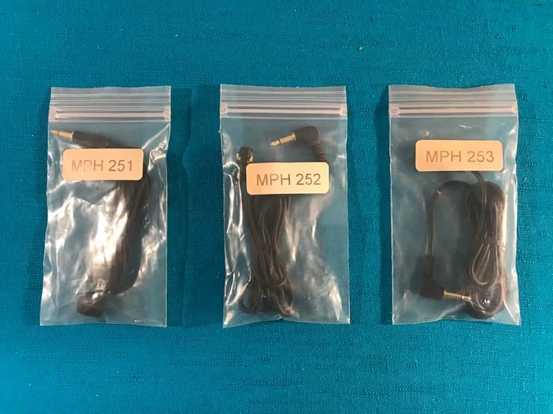 Unbranded Lot of 3 Lavalier Microphones Black image 1