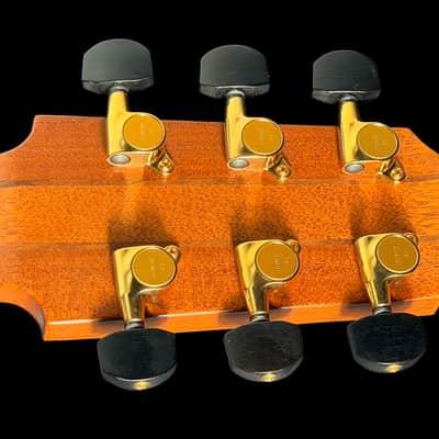2008 Lowden O-32 Acoustic Guitar with Original Hiscox Hard Case ~ Natural image 11