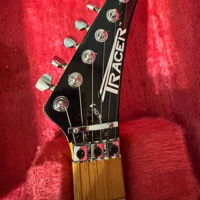 Peavey Tracer USA with G&R hard case image 3