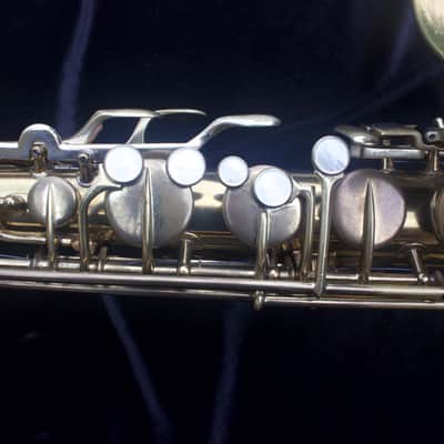 Martin Standard Handcraft Tenor Sax - 1938 - Excellent condition image 16