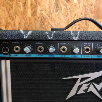 Peavey KB 100 3-Channel 100-Watt 1x15" Keyboard Amplification System 1980s - Black image 2