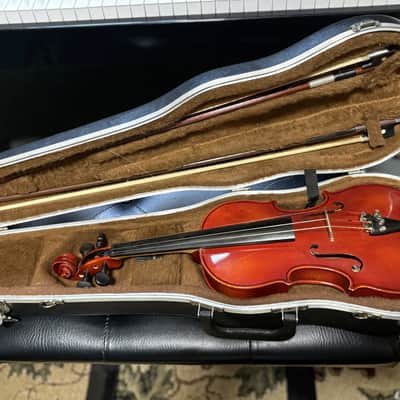 William Lewis & Sons Model 100 4/4 Violin (Used) image 2