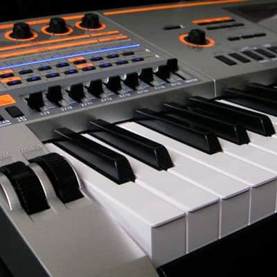 Casio XW-P1 61-Key Performance Synthesizer w. Keyboard image 2