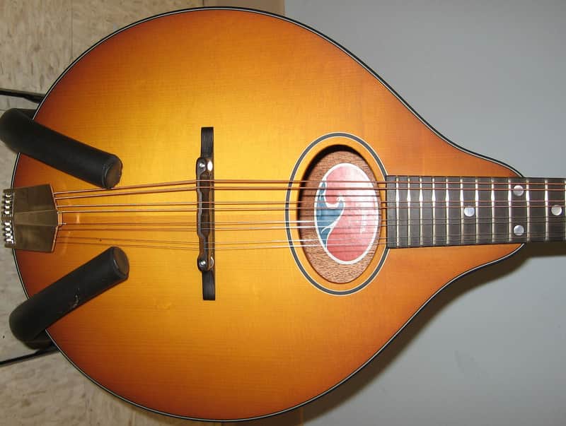 Eastman PCH-M104 CLA A Style Oval Hole Mandolin w/gig bag - Truetone Satin Goldburst image 1