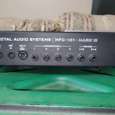 Axe-FX II XL+ w/ MFC 101 Mark 3 2015 - 2018 - Black image 4