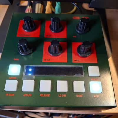 OTO Machines BOUM Warming Unit 2014 - Present - Black / Red image 3