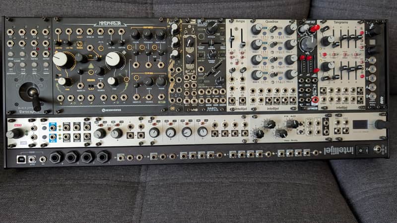 Intellijel 4U 104HP Palette Case