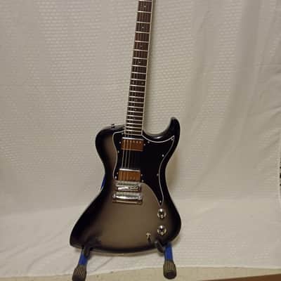 Dunable R2 DE 2022 - Silverburst w/ Upgraded Tuners & Straplocks image 1