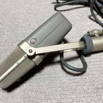 Sony C-38B Condenser Microphone w/Hard case image 5