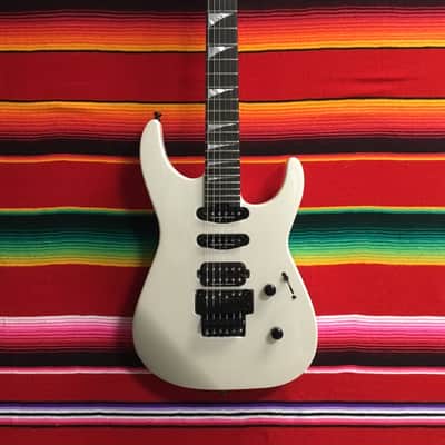 Jackson American Series Soloist SL3 2023 - Platinum Pearl image 2