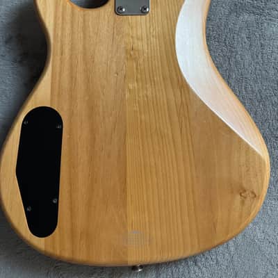 Yamaha RBX250 4-String Electric Bass Natural Finish w/ Rosewood Fingerboard image 4