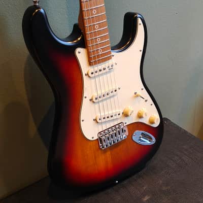 Henry's Destiny II Classic ST-2CM Infinity - Satin Sunburst image 2
