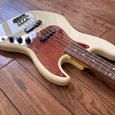 2017 Fender MIJ Traditional '60s Jazz Bass 2017 Arctic White MIJ Japan image 7