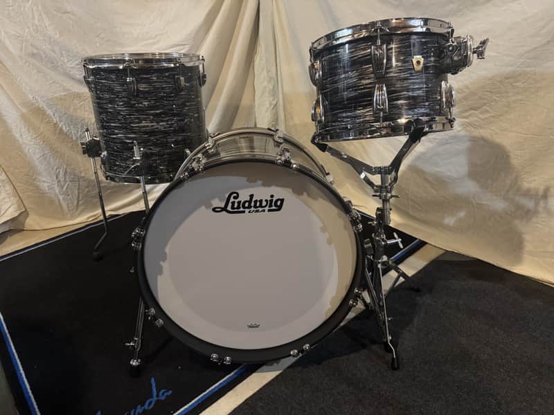 Ludwig Classic Maple Downbeat Outfit 8x12 / 14x14 / 14x20" Drum Set