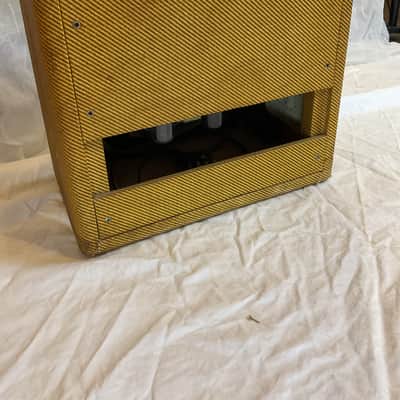 Fender Champ 5F1 Narrow Panel 5-Watt 1x8" Guitar Combo 1963 image 5
