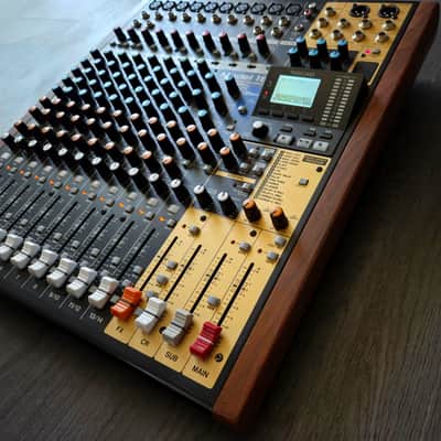 TASCAM Model 16 Multitrack Recorder / Mixer / Audio Interface 2019 - Present - Black with Wood Cheeks image 1