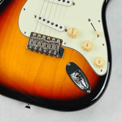 Fender ST-62 Stratocaster Crafted In Japan with HSC 2006 - 3-Tone Sunburst image 5