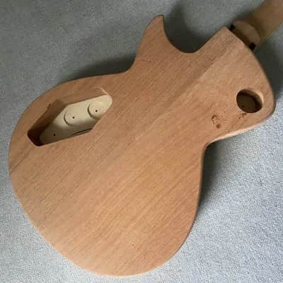 Tagima Guitar Tiger Maple Top Body with Mahogany Neck, Rosewood Fingerboard image 5