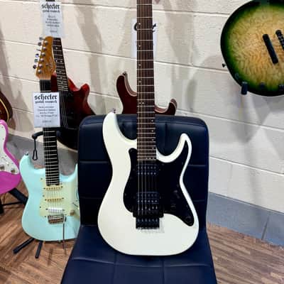 🔥2017🔥 Schecter Sun Valley Super Shredder FR~ Gloss White~ Floyd Rose! image 2