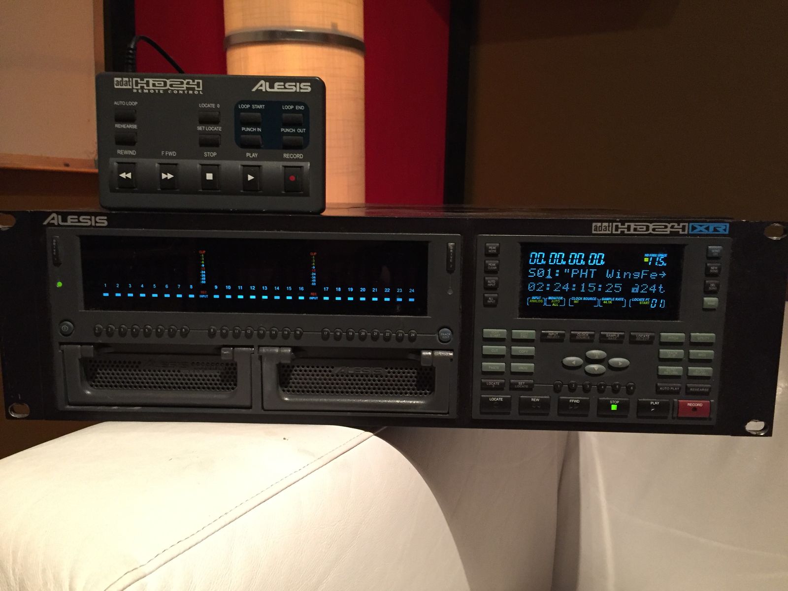 Alesis HD24XR Rackmount 24-Track 96kHz Hard Disk Audio Recorder