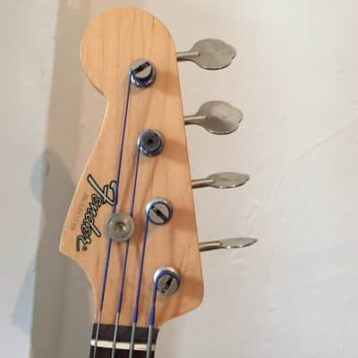 Fender P-Bass (Jr.) Left-handed (MIJ) image 5