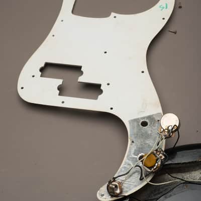 Vintage 1975 LEFTY Fender Precision Bass / Original image 24