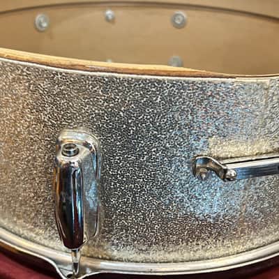 Slingerland Deluxe Student Model 6-lug snare 1966 - Silver sparkle image 17