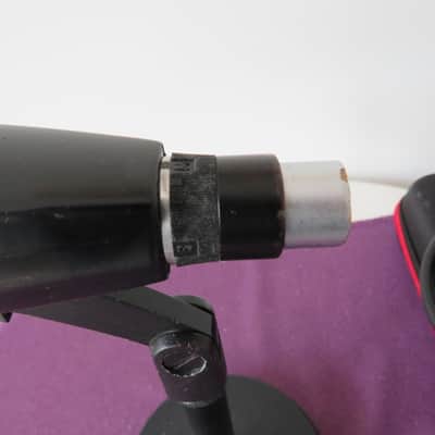 Sennheiser MD 421-U Cardioid Dynamic Microphone - Black image 8