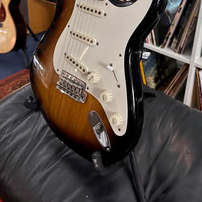 Fender Custom Shop 50th Anniversary 1954 Masterbuilt Stratocaster 2004 - Sunburst image 8