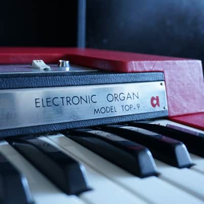 Ace Tone Top-9 Rare Vintage 1969 Combo Organ 240V image 5