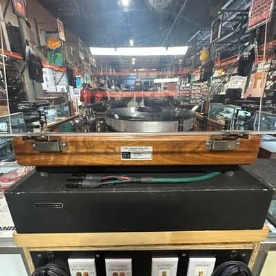 VPI HW-19 Mk IV Turntable, Morch DP-8 Tone Arm, Custom Bright Star Audio Black Sand-Filled Plinth image 16