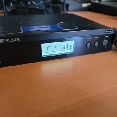 Shure BLX4R H8 Wireless Receiver 518-542 MHz w/ Handheld Mic image 7