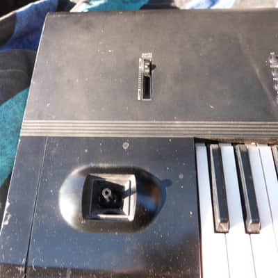 Korg M1 keyboard synth 61 key music work station image 4