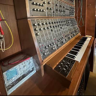 Model-3c 2017 - boiserie et clavier moog 953 duophonique image 2