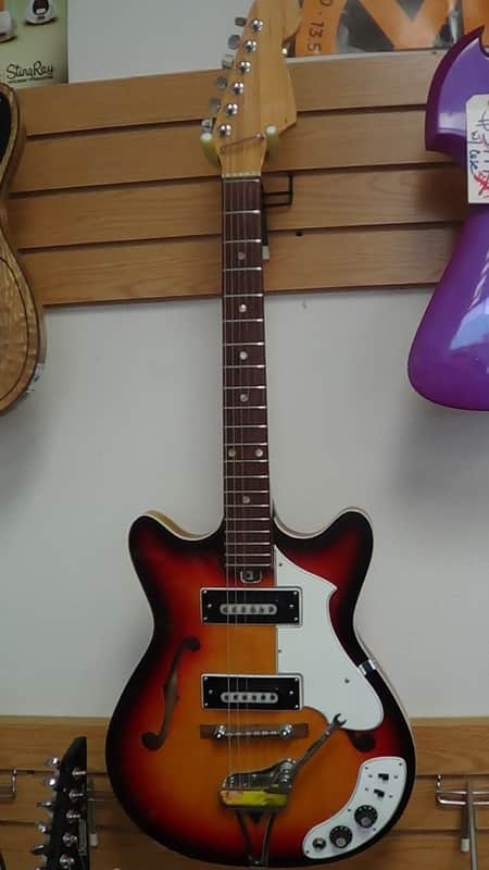 teisco Hollow Body 1960s Sunburst image 1