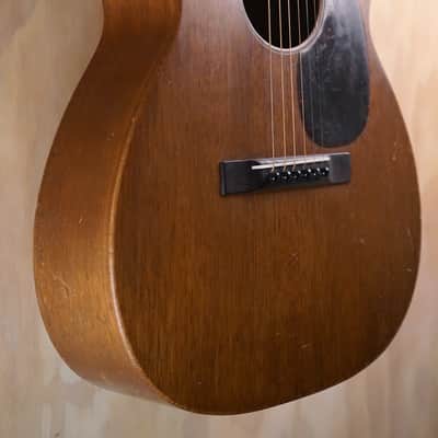 1933 Martin 00-17 Natural Vintage Acoustic Guitar, Hard Case - Very Good Condition image 2